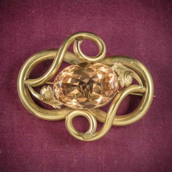 Georgian Pinchbeck Brooch
